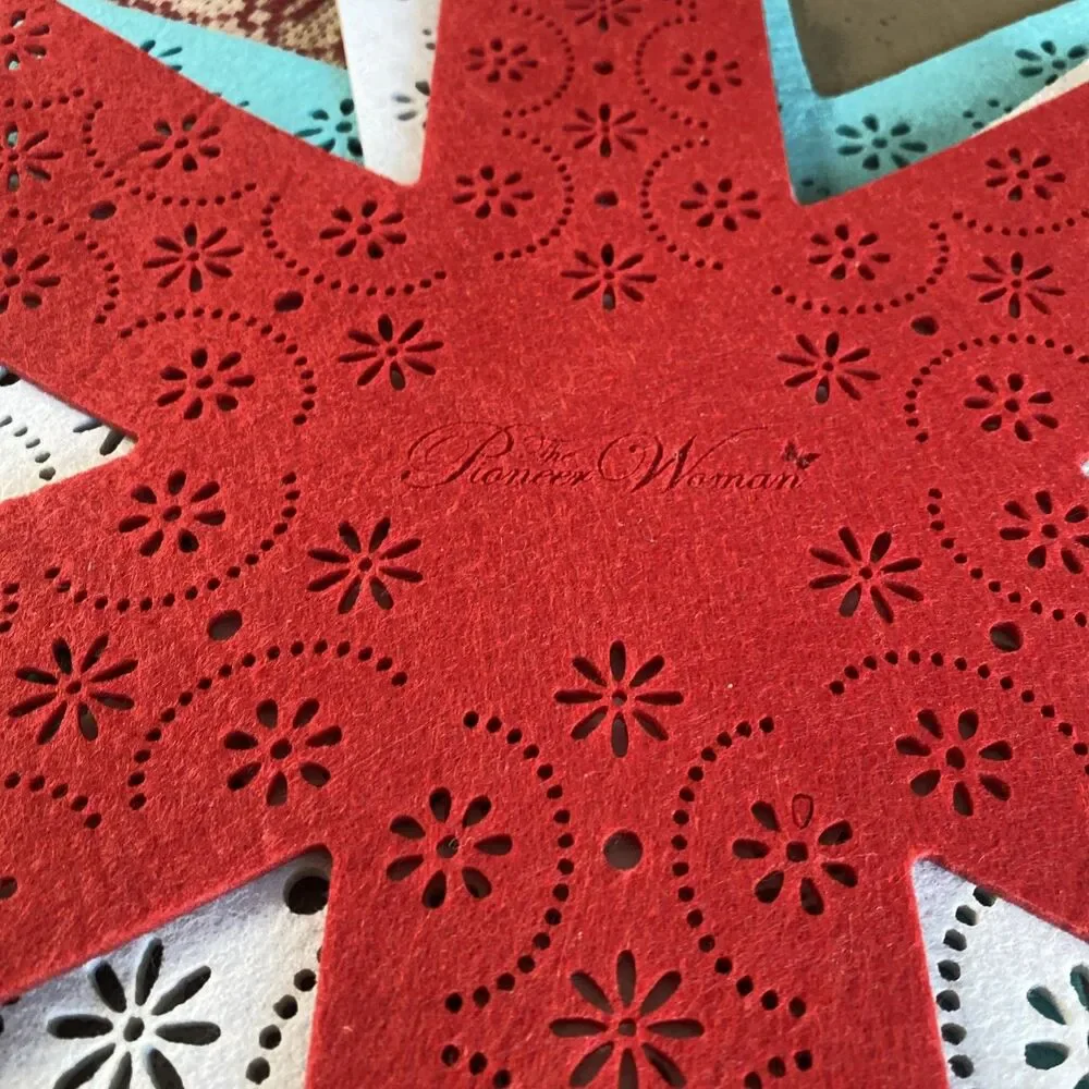 Pioneer Woman ~ 3 Pc. Felt Protector Set ~ 13.5